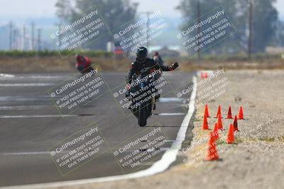 media/Sep-20-2025-TrackDaz (Sat) [[27f0cde673]]/B Group/220pm (Turn 9)/